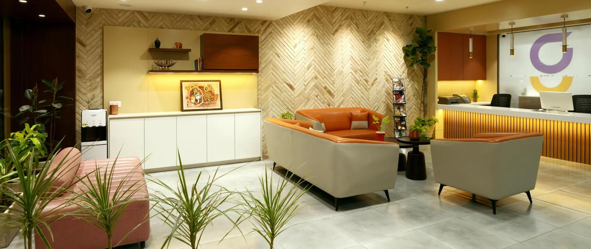 Dr_Gandhi_Dental_Clinic_Gallery_Page_Waiting_Room_3